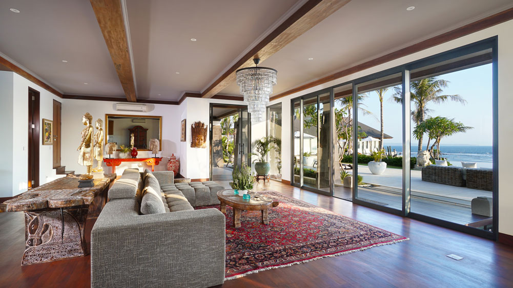 Tirtha Bayu Villa II - Grand living room design